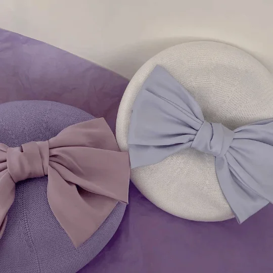 Solid Colour Beret Hat with Bow Tie